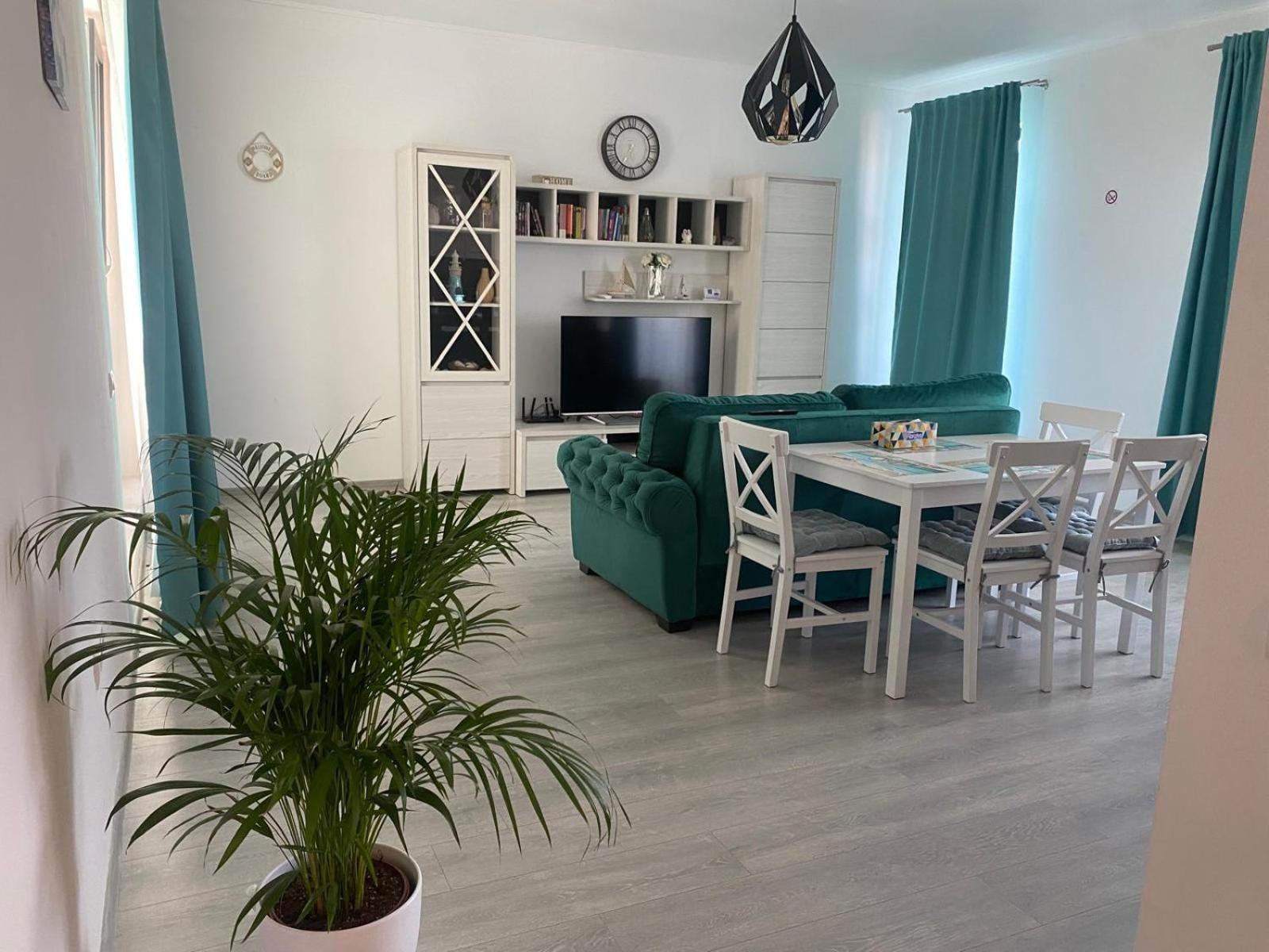 Emi Apartment Mamaia Năvodari Exteriör bild